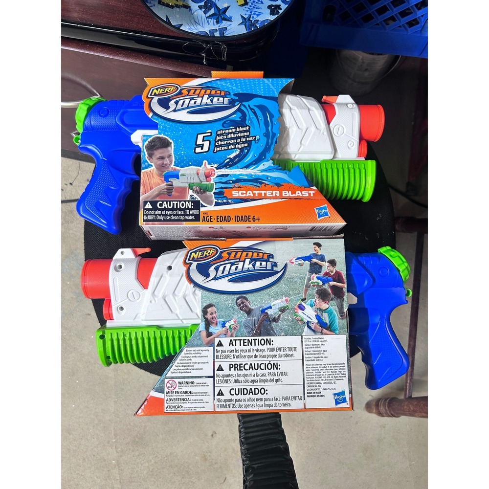 Set of 2 Nerf Super Soaker Scatter Blast Water Blasters A5832 Blue White Green